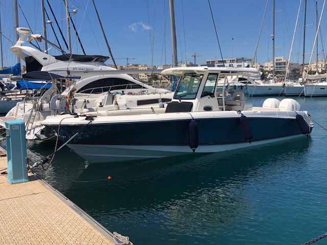 Boston Whaler 330 Outrage debut in Malta