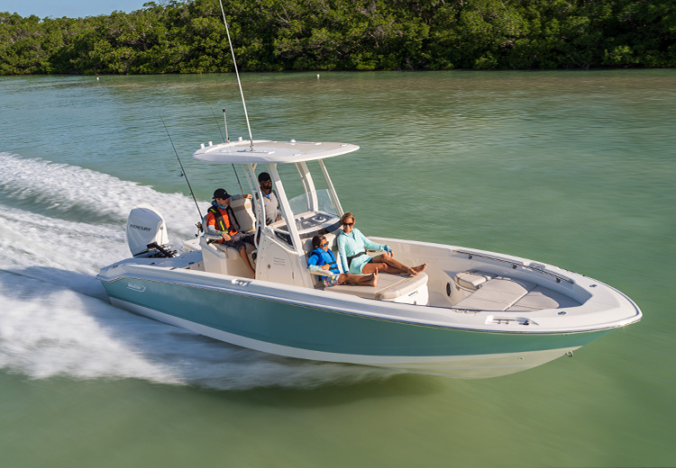 Boston Whaler launch the new 220 and 250 Dauntless